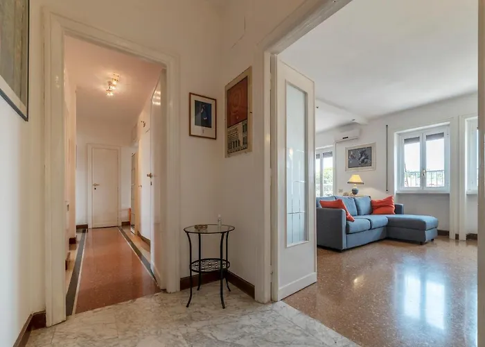Appartement Guesthost - Roomy And Bright With Terrace Rome